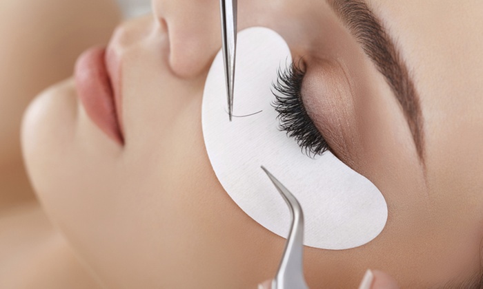 Eyelash Extensions In Pune